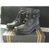 Image 1 : New Women's Leather  Boots / Natural reflections Sara ll / size 8m gray