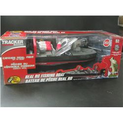 Real RC Fishing Boat / tows real line , catches fish up to 2 lbs