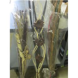 Lot of 3 New Dryed Flower Bouquete's / 54 inches tall / no shipping on this item