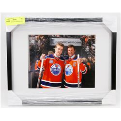 FRAMED MCDAVID AND GRETZKY PICTURE