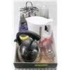 Image 1 : BOX W/SMALL APPLIANCES INCL. 17-PC