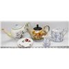 Image 1 : BOX OF ESTATE TEAPOTS AND MORE