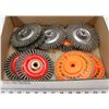 Image 1 : BOX W/ 9 NEW WHEEL BRUSHES OSBORNE JAZ