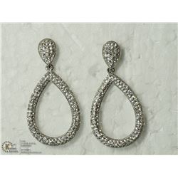HIGH FASHION CRYSTAL EARRINGS