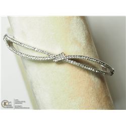 HIGH FASHION CRYSTAL BANGLE