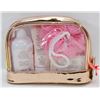 Image 1 : TRAVEL ESSENTIALS GIFT SET