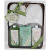Image 1 : SLIPPER SPA SET AWAKE & REFRESH