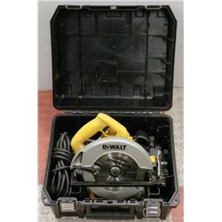 DEWALT 7 1/4" CIRCULAR SAW IN CASE WITH EXTRA