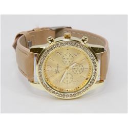 NEW GENEVA WOMENS DRESS WATCH WORKING