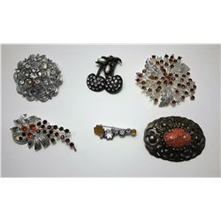21 - LOT OF 6 VINTAGE BROOCHES