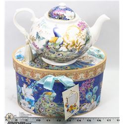 NEW HAND MADE COLLECTIBLE PEACOCK TEA POT