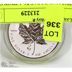 2013 MAPLE LEAF $5, 1 TROY OUNCE .999 SILVER COIN.