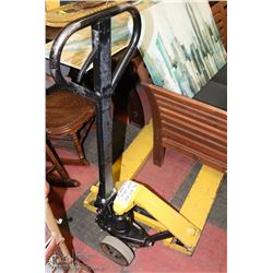 PALLET JACK 5500LBS CAPACITY 7 DAY WARRANTY