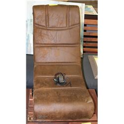 BROWN FOLDING GAMING CHAIR
