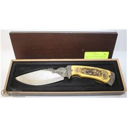 AFRICAN ELEPHANT COLLECTOR KNIFE