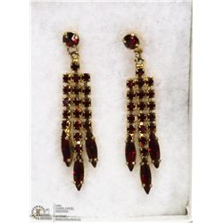 RHINESTONE DANGLING EARRINGS