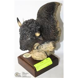 RCMP GRC BUFFALO HEAD STATUE, 5" X 9"