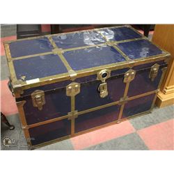ESTATE STEAMER TRUNK WITH CONTENTS, 40X21X22.