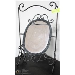 METAL DRESSER TOP STANDING SWIVEL MIRROR. 12" X 1