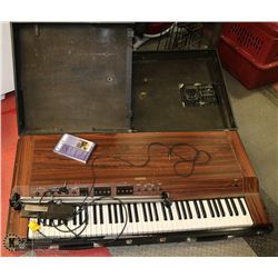 YAMAHA CLAVINOVA PORTABLE PIANO WITH DVD