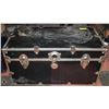 Image 1 : METAL LARGE BLACK TRUNK 30"X16"X16" DEEP , NO KEY