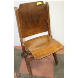 VINTAGE WOOD FOLDING CHAIR