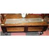 Image 1 : COFFEE TABLE WITH WHEELS 31X52X17