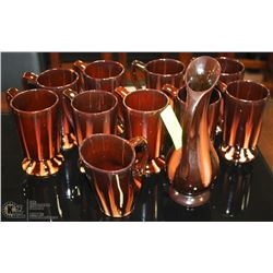 RARE VINTAGE HURONIA POTTERY SET INCL 10 MUGS AND