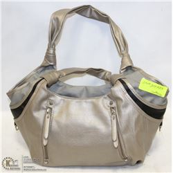 LADIES TAN & BLACK SHOULDER PURSE