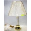 Image 1 : BRASS STYLE TABLE LAMP 26" TALL