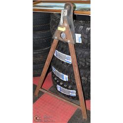 SHELBY CLASS 3 CAR TOW HITCH 5000 LBS