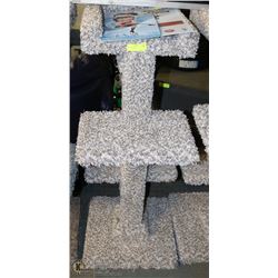 ON CHOICE: 4 TIER CAT TREE.