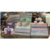 Image 1 : 5 BOXES OF ASSORTED RECORDS