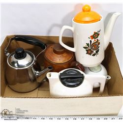 LOT OF 5 TEA/COFFEE POTS, MADE OF CLAY, STAINLESS