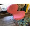 Image 2 : SET OF 3 PINK WING BACK LOUNGE CHAIRS WITH SS BASE