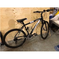 REEBOK MOUNTAIN BIKE