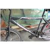 Image 2 : ARASHI RED GREY BIKE