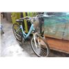 Image 3 : RALEIGH PORTAGE 18 SPEED BIKE