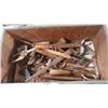 Image 1 : TOOL BOX WITH VINTAGE TOOLS