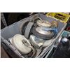 Image 2 : 2 TOTES OF HEAVY DUTY CASTORS