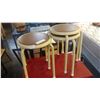 Image 2 : 3 METAL STOOLS