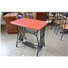 Image 1 : VINTAGE SINGER SEWING TABLE