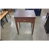 Image 2 : DOMESTIC STRETCH STICHES SEWING MACHINE AND TABLE
