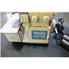 Image 2 : BABY LOCK PRO LINE SEWING MACHINE