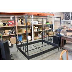 QUEENSIZE BLACK METAL BED FRAME