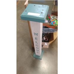 4 FOOT TALL WELCOME MAIL BOX POST