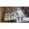 Image 1 : 1988 OPEE CHEE 45 MINI HOCKEY CARD SET