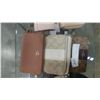 Image 1 : 3 COACH WALLETS