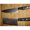 Image 2 : 2 CUTTING BOARDS AND 2 HENKEL KNIVES