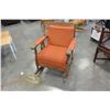 Image 1 : VINTAGE ROCKING CHAIR